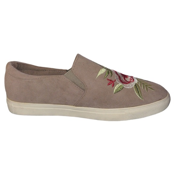 Forever Desire Women's Slip-On Taupe Embroidered Suede Sneakers/Shoes | NEW/NWT! - Picture 2 of 11